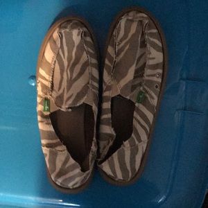 Sanuk loafers